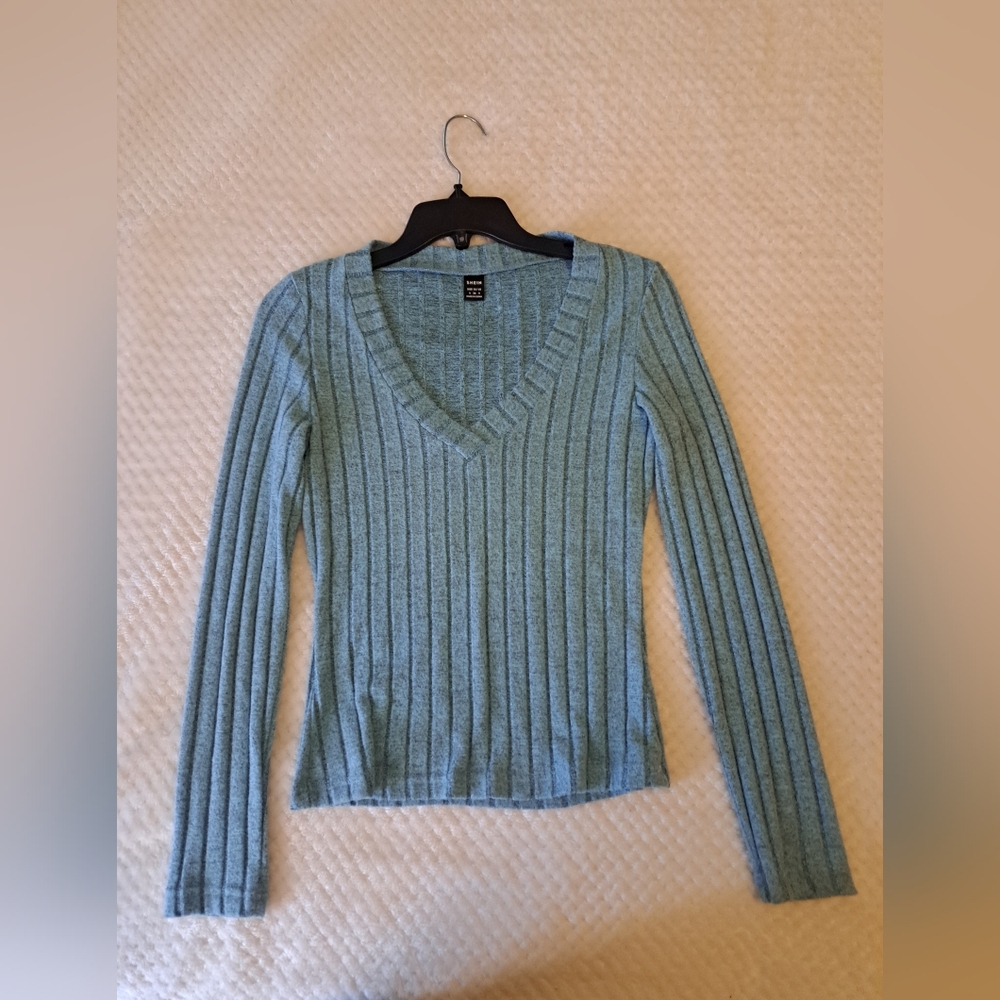 SHEIN Light Blue V-Neck Ribbed Sweater